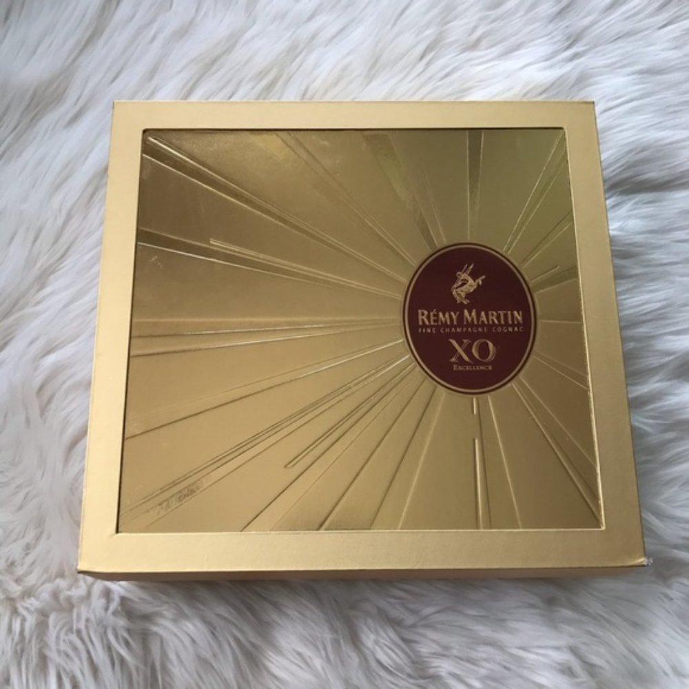 REMY MARTIN XO Red/ Gold Empty Gift Box - Picture 11 of 11